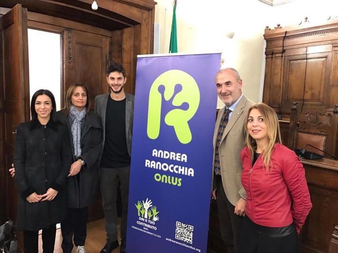 从男孩儿到一个真正的男人,从稚嫩男孩子到成熟稳重