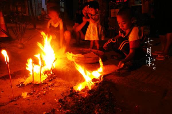 为什么中元节还叫盂兰节,中元节又被称为七月半