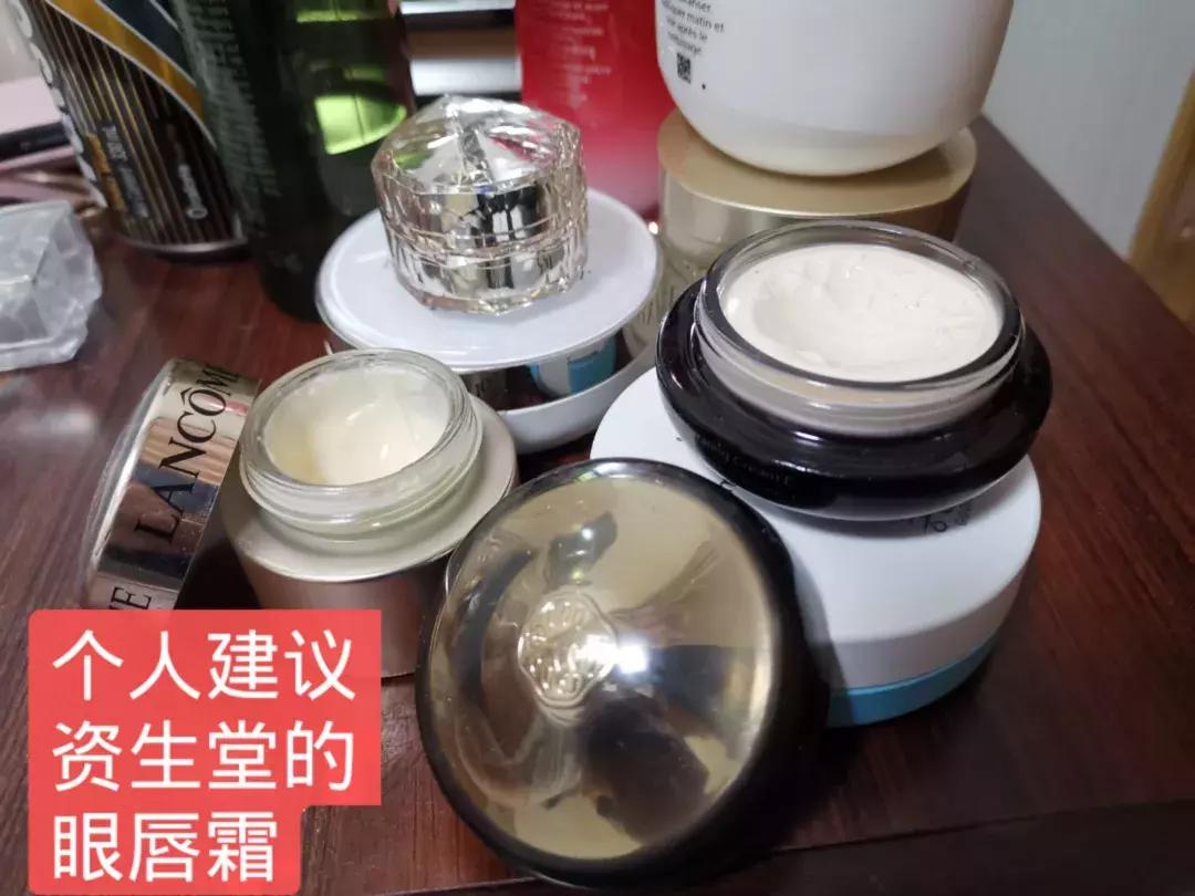 让我看看你的梳妆台吧，护肤品买大瓶+空瓶回购才是真爱