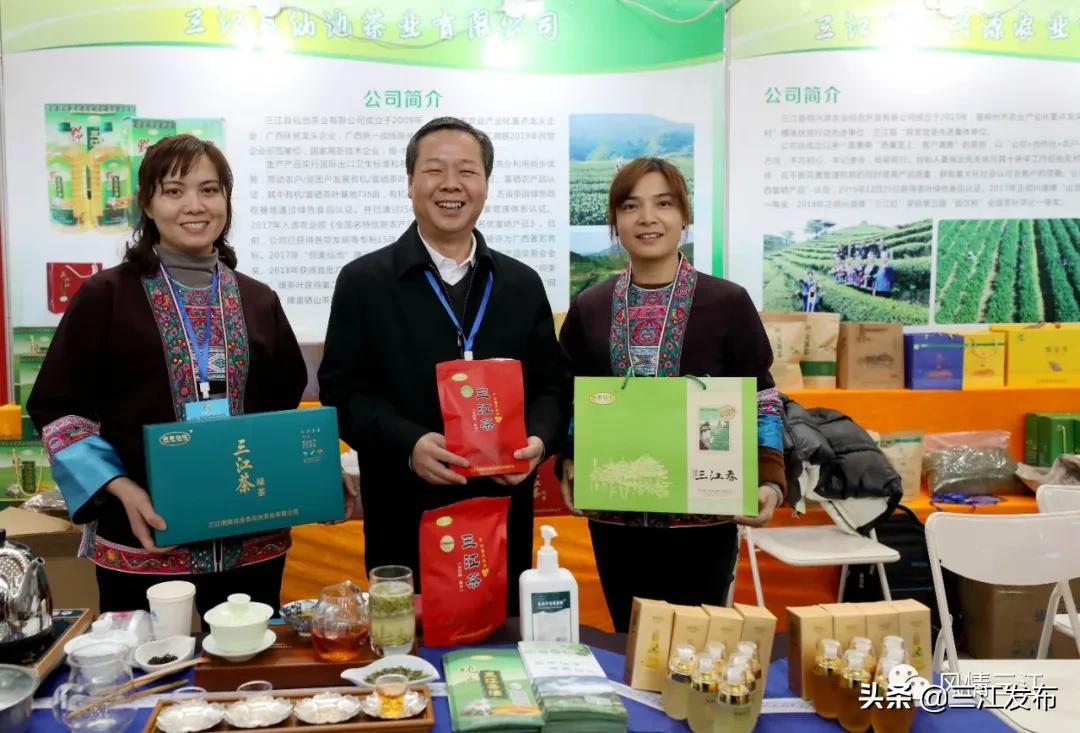 县长变身主播助力农产品销售,县长变身主播推销农特产品