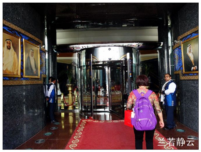 享受迪拜帆船酒店早餐,迪拜七星帆船酒店附近美食