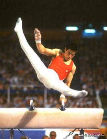 体操王子李宁的近况,李宁杨鸣退役视频