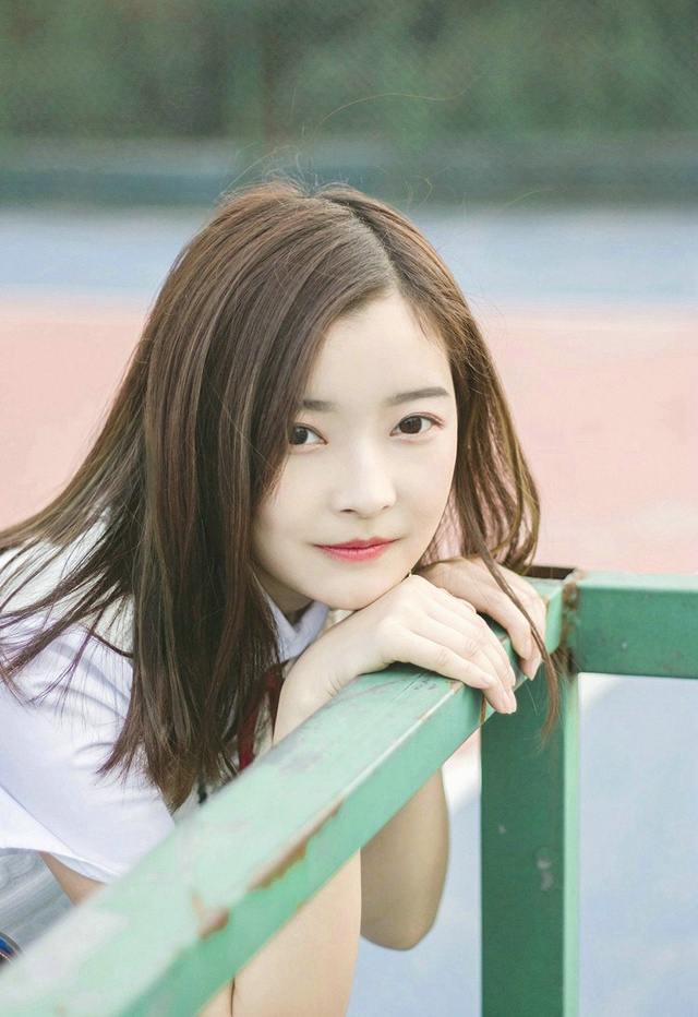 拍照紧张不自然怎么办,拍照不尴尬教程