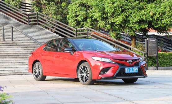 懂你所想，玩转第八代凯美瑞的极致操控