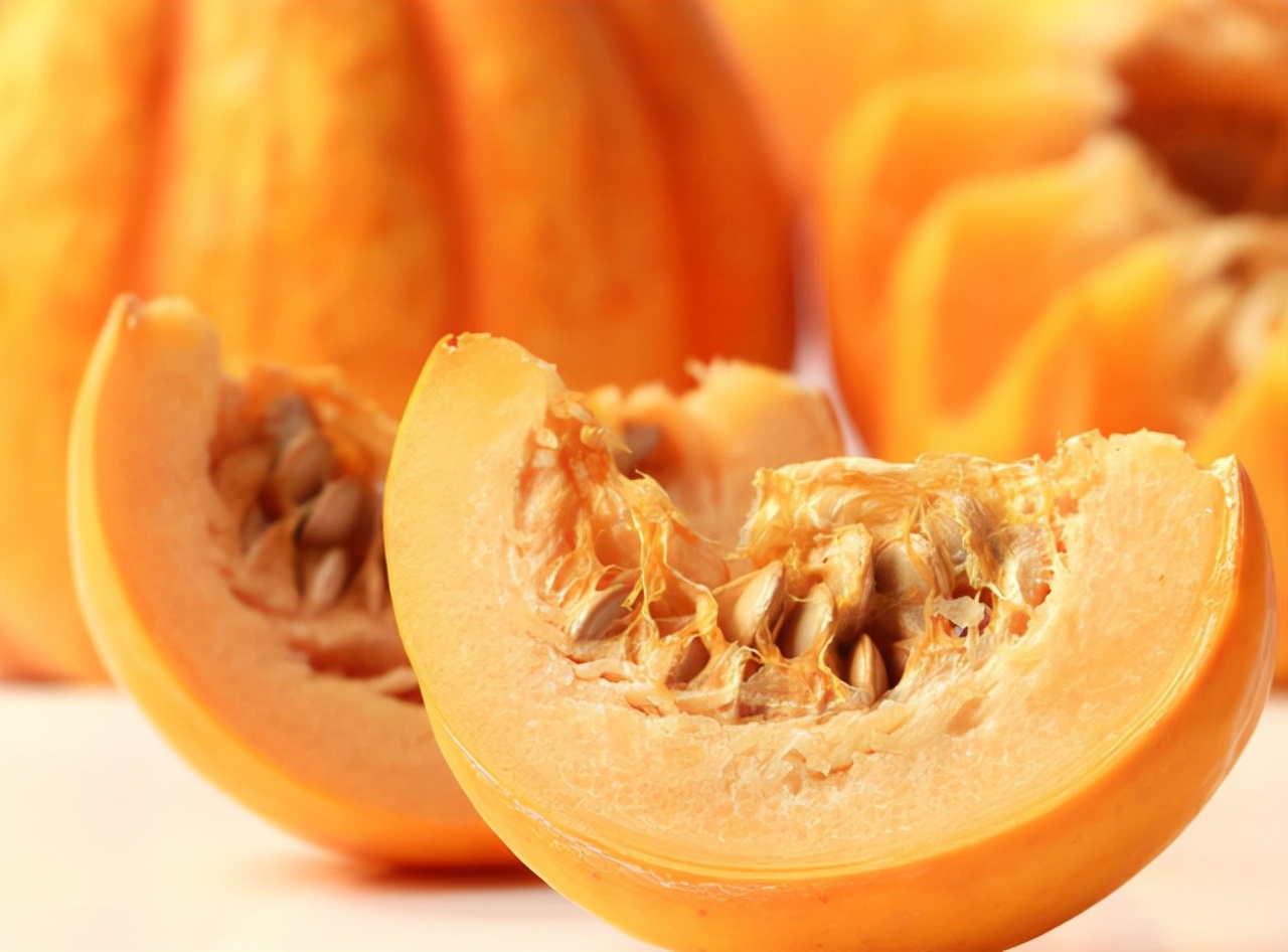 老年人补充的叶酸和孕妇的一样吗,孕妇叶酸补充多了有什么危害