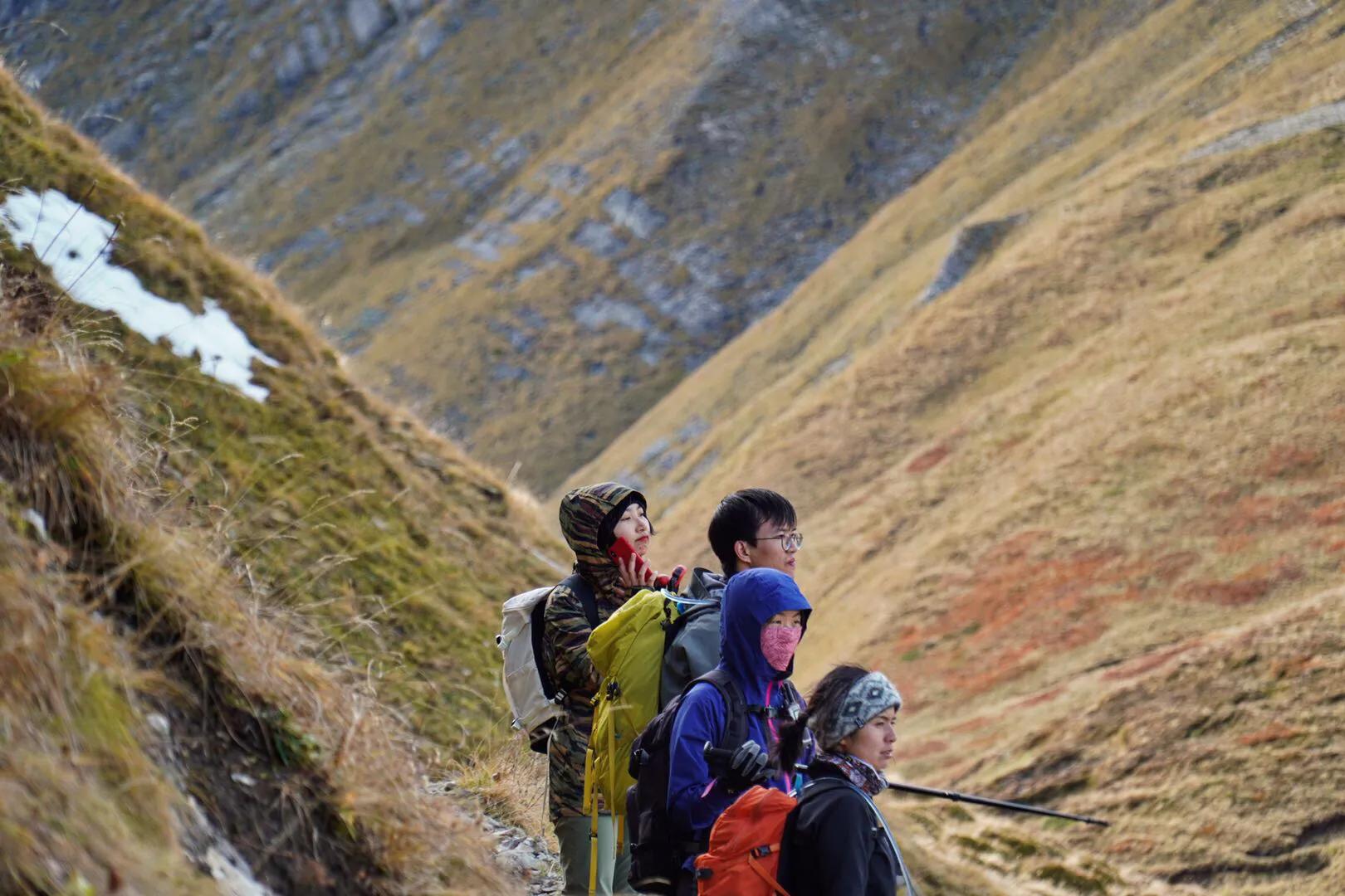 瑞士少女峰旅游详细攻略,四姑娘山徒步路线免费推荐