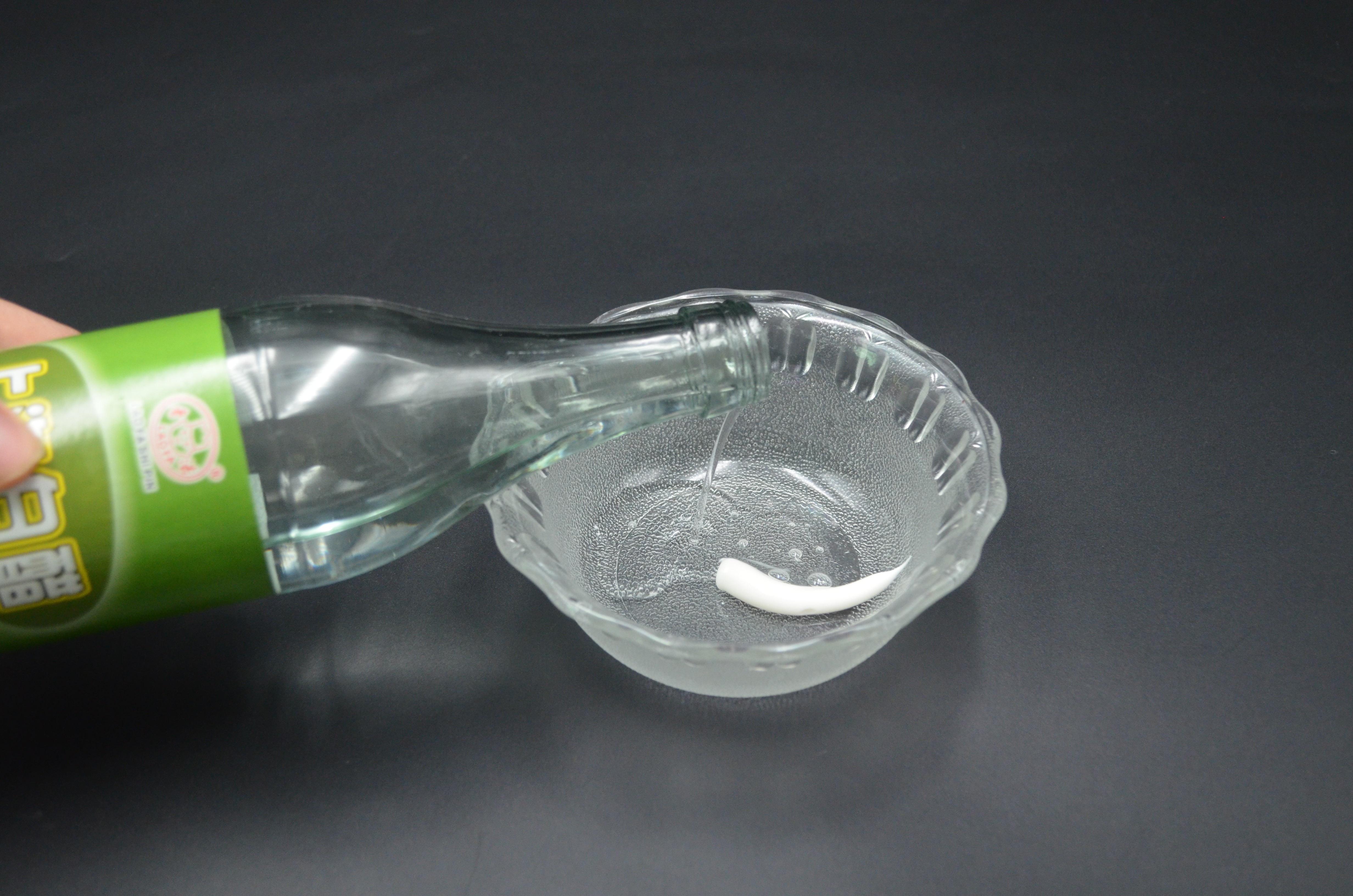 羽绒服的袖口领口特别脏怎么清洗,羽绒服领口脏怎么局部清洗