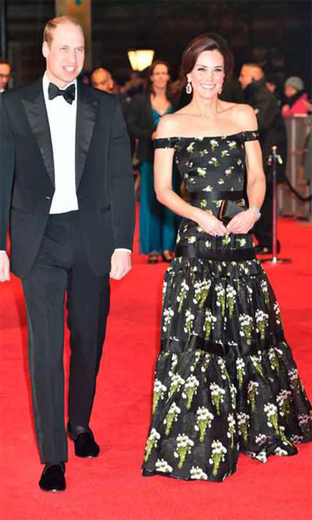 凯特王妃金纱裙,凯特皇妃透纱裙短袖