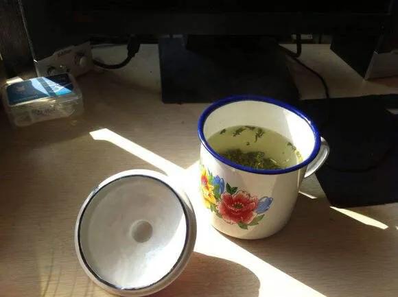 中年人早晨喝温水还是喝蜂蜜水,晨起空腹喝蜂蜜水会得糖尿病吗