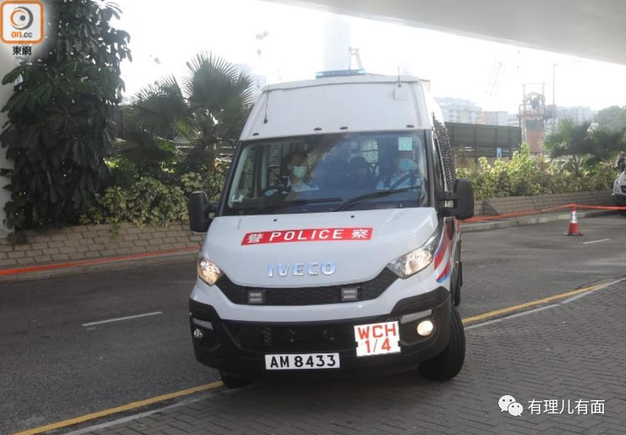 持续清算！港府再向毒舌黄师开刀！！更大的行动还在后头...