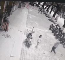 孩子被拐走挖器官案例,眼球被挖了还能接回去吗