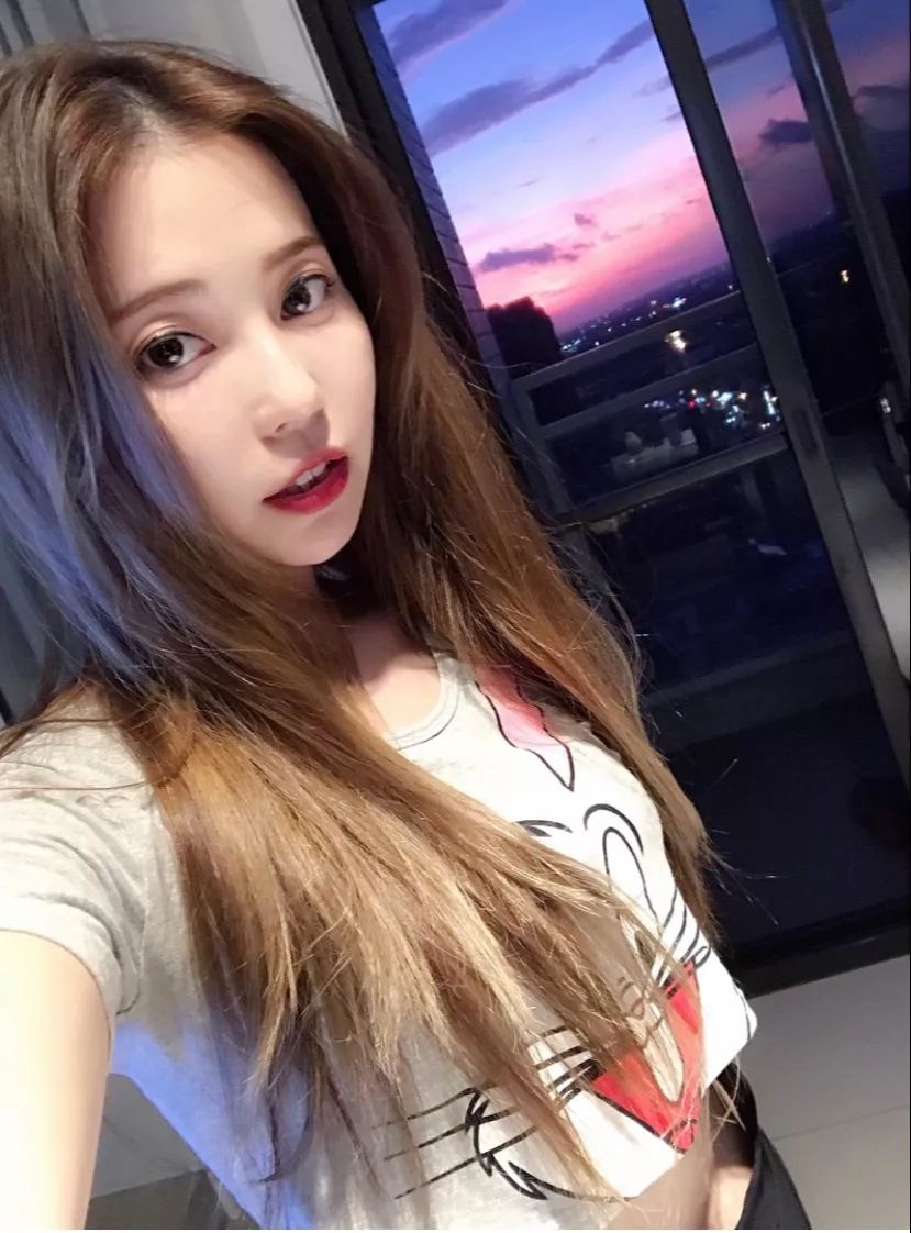 强势吊打405，阿玛尼这支新色你一定要有