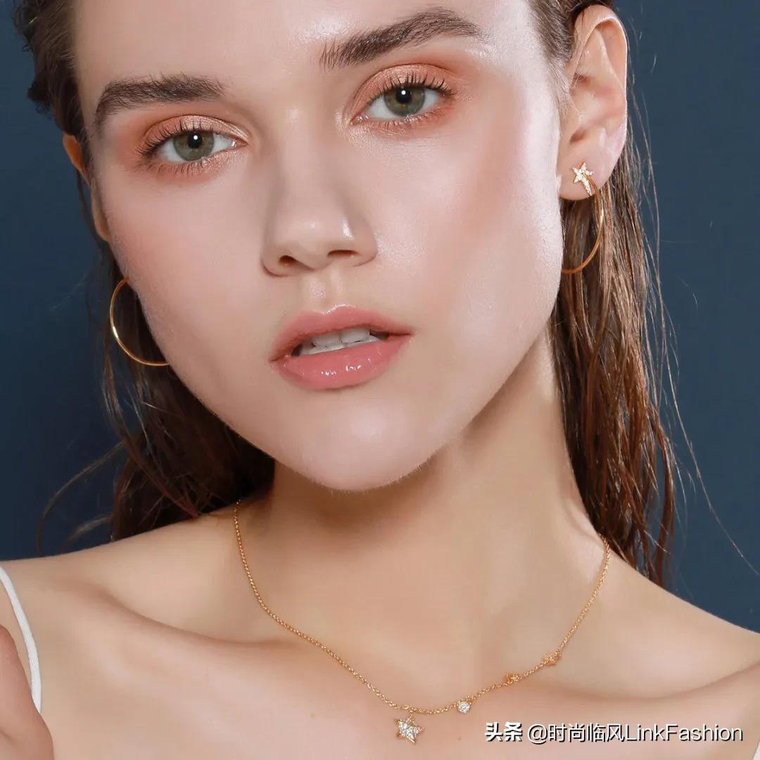 复古感元素，打造春天的时髦衣橱