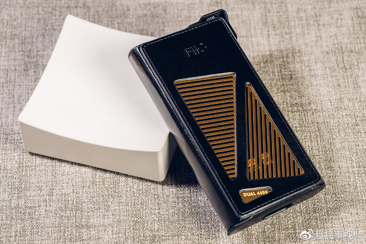 飞傲随身旗舰m15评测,飞傲m15性能及输出接口