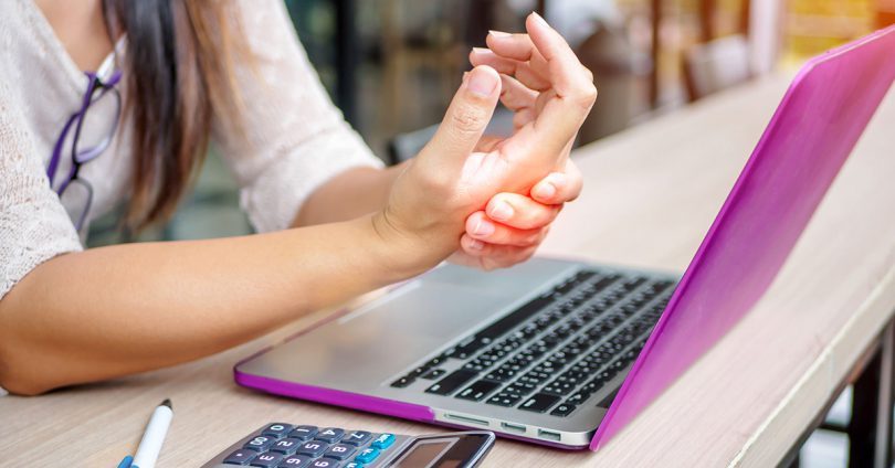 手背上的血管很清很明显,手背血管不明显怎么改善