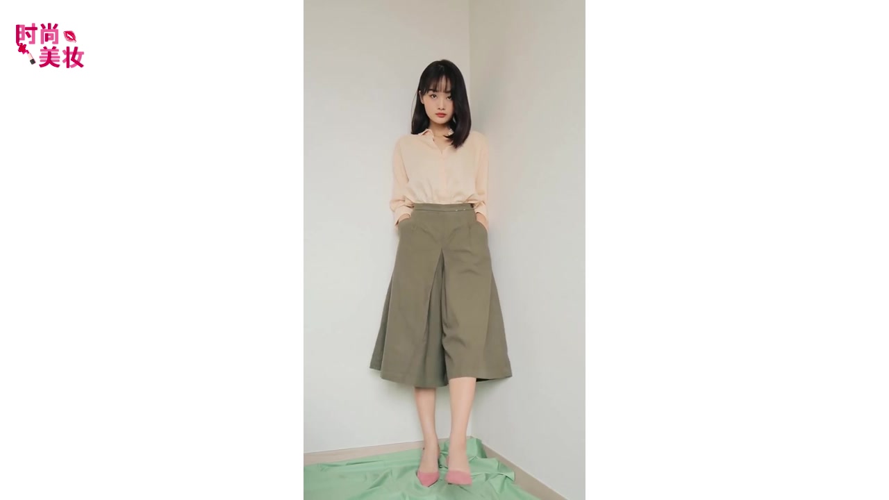 职场极简女装,穿衣搭配技巧秒变职场女性