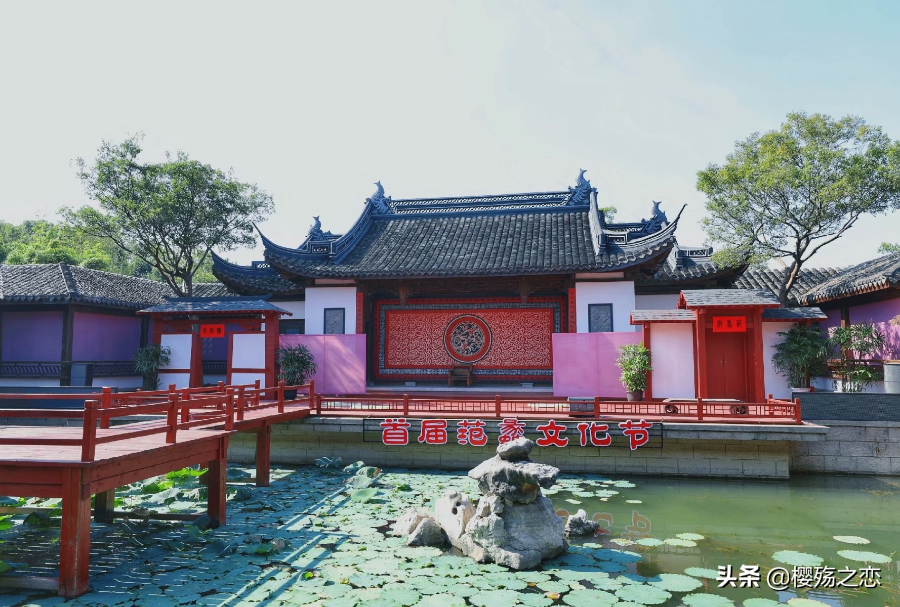 因湖得名的中国一省,因江河湖泊而得名的城市