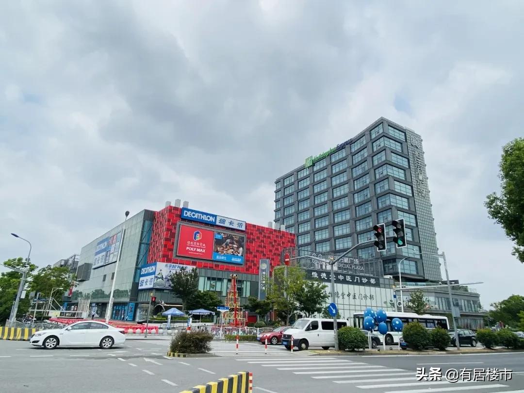 为什么唐镇这么火热,唐镇从哪里进