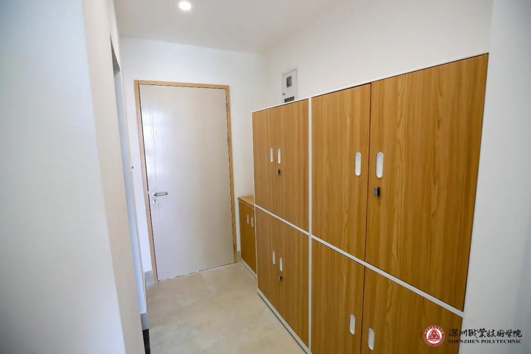 惊呆!33岁读深职!女生超级多多多!你学校呢?