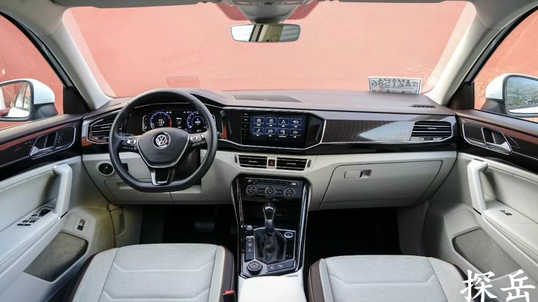 2023款探岳对比别克昂科威,16万探岳和昂科威哪个更值得购买