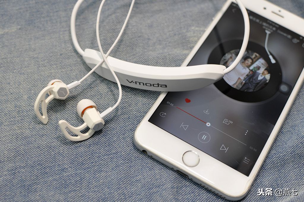 美国最新款的蓝牙耳机,国产可以媲美bose的蓝牙耳机