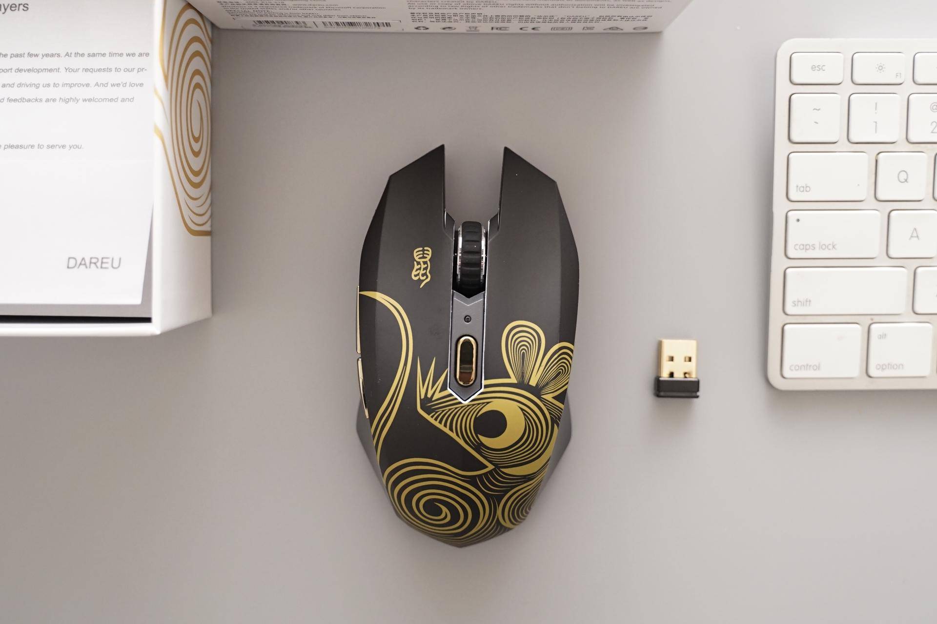 达尔优em910牧马人游戏鼠标怎么样,达尔优牧马人镜面版白色鼠标