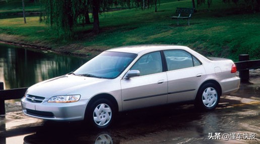 本田技术到底有多强,长期霸榜本田十代雅阁靠什么取胜