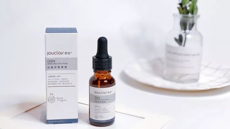 张嘉倪护肤油,张嘉倪分享化妆品