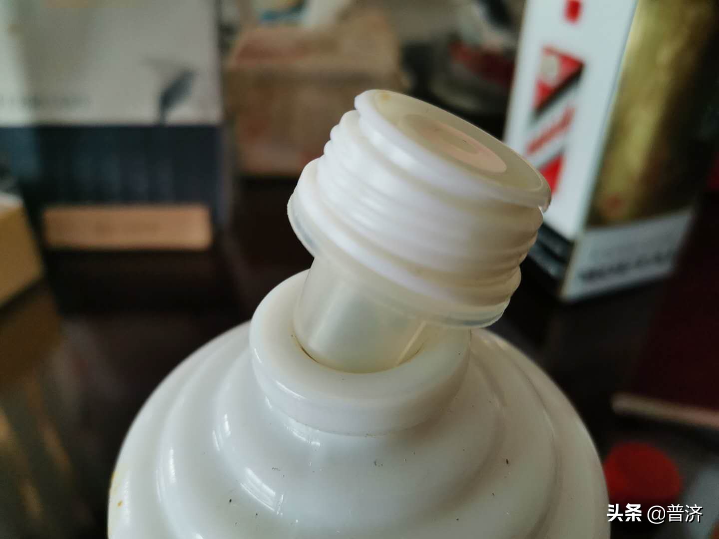 茅台酒瓶盖里的秘密,茅台瓶盖内暗藏什么玄机