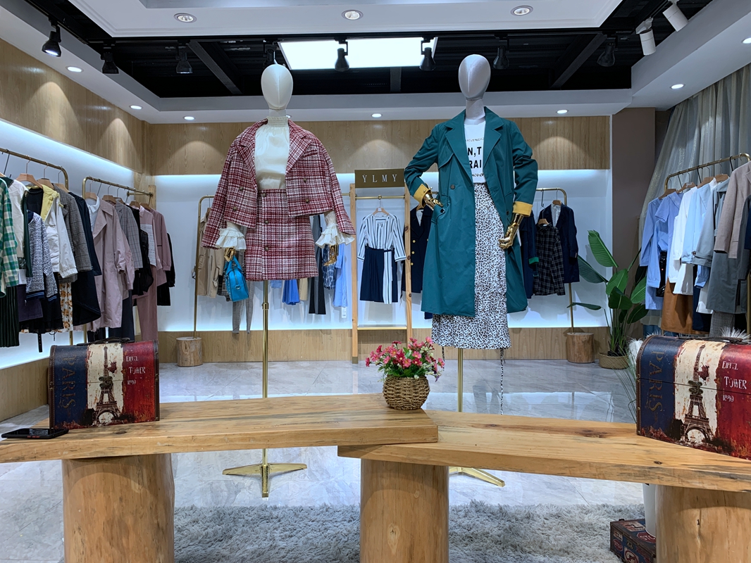 ihimi鍝佺墝鏈嶉グ,鍝佺墝濂宠瀹樻柟姝ｅ搧濂楄娌櫁渚濈編