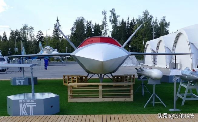 俄罗斯新型隐形无人机,俄罗斯新型核动力水下无人机