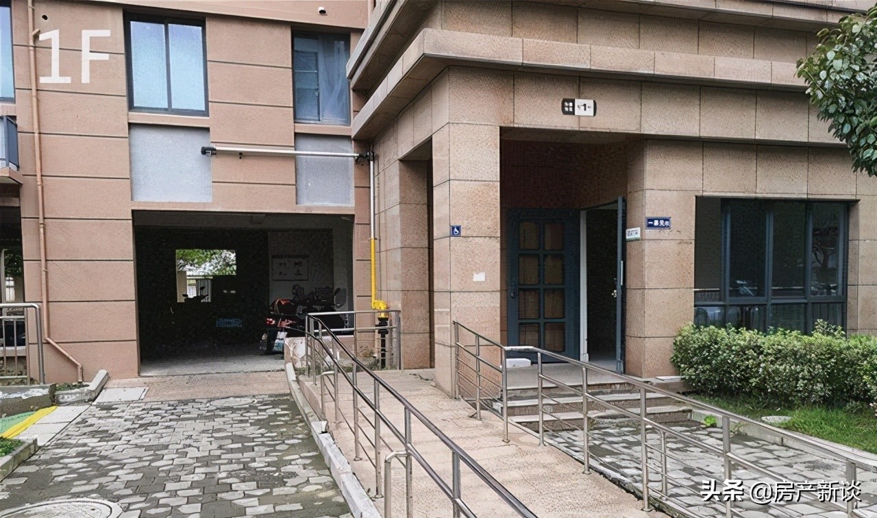 高层楼顶买房须知的18个常识,买房子顶楼和一楼哪个好点