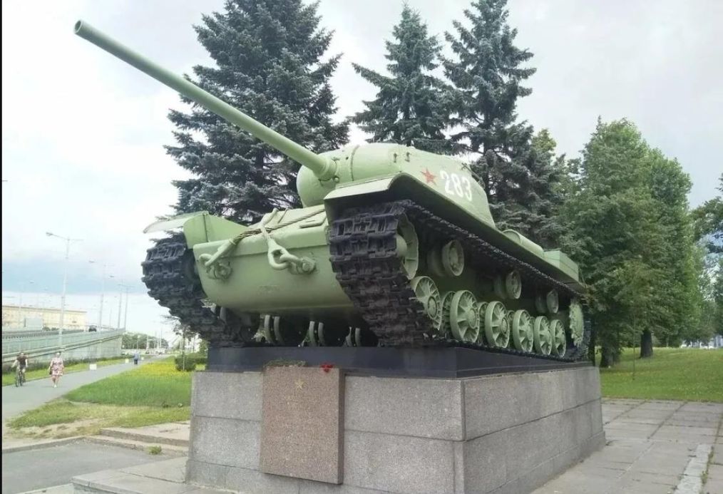 生不逢时：苏联KV-85重型坦克，与德国虎式坦克相比，谁更厉害？