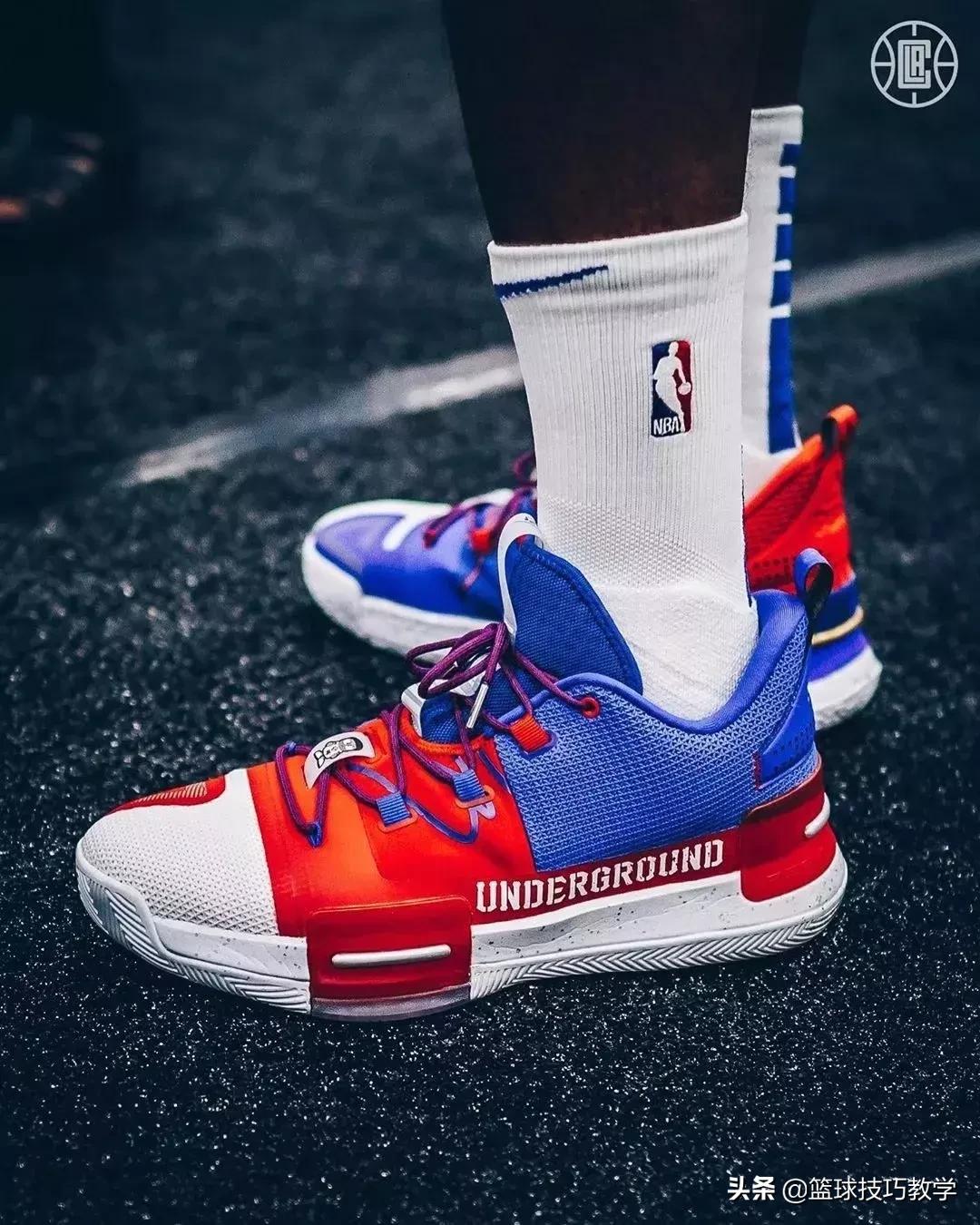 锡安首秀球鞋,锡安威廉姆斯球鞋动图