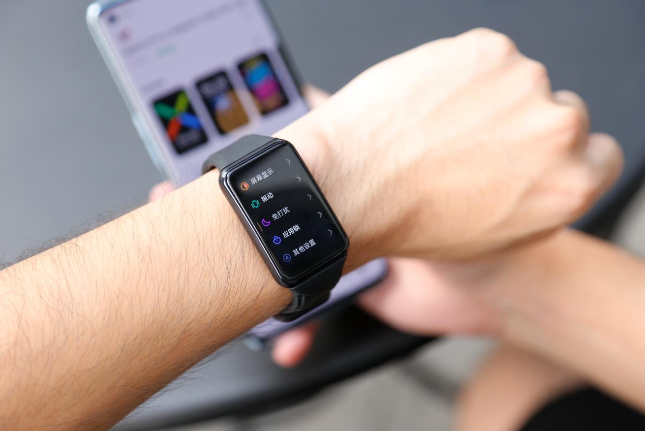 oppowatchfree玩体感游戏,oppowatchfree最新消息