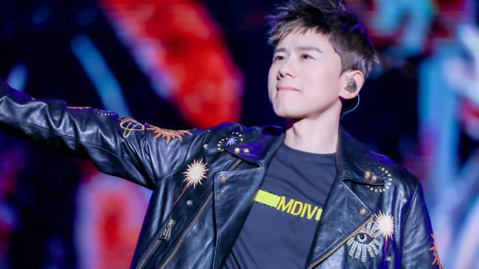 张碧晨张杰谢娜快乐大本营,张碧晨张杰张艺兴谢娜