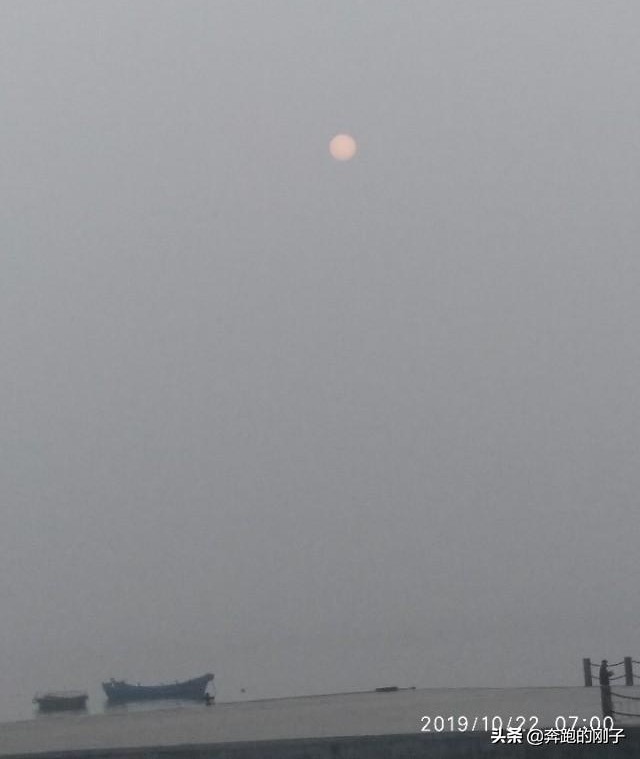 备战南京马拉松5—烟台滨海路畅跑15公里海钓黄海明珠合肥号