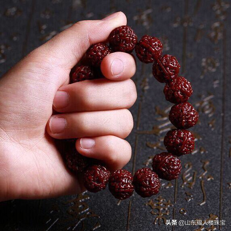 冬天戴什么手串保暖,有几种手串千万别戴