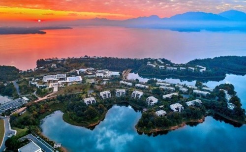 庐山西海希尔顿格芮精选酒店,庐山西海希尔顿