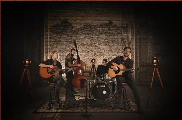 don吉他和雅马哈吉他哪个好,雅马哈可以自弹的钢琴