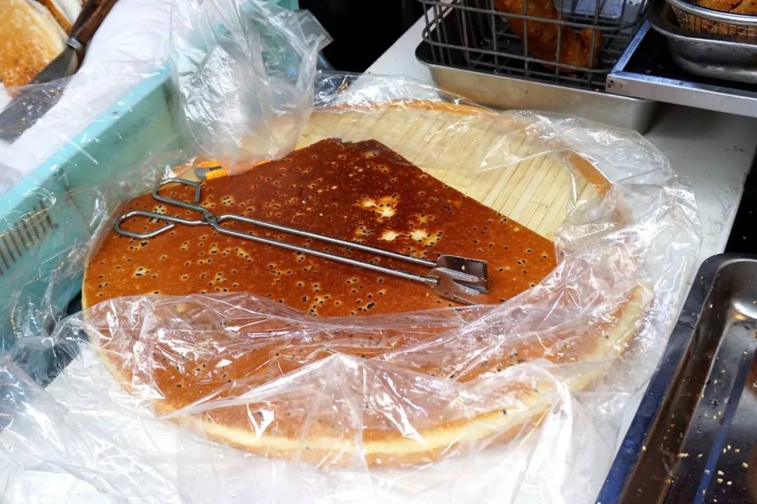 一天只卖4小时的米饭饼,去晚了可真吃不到!