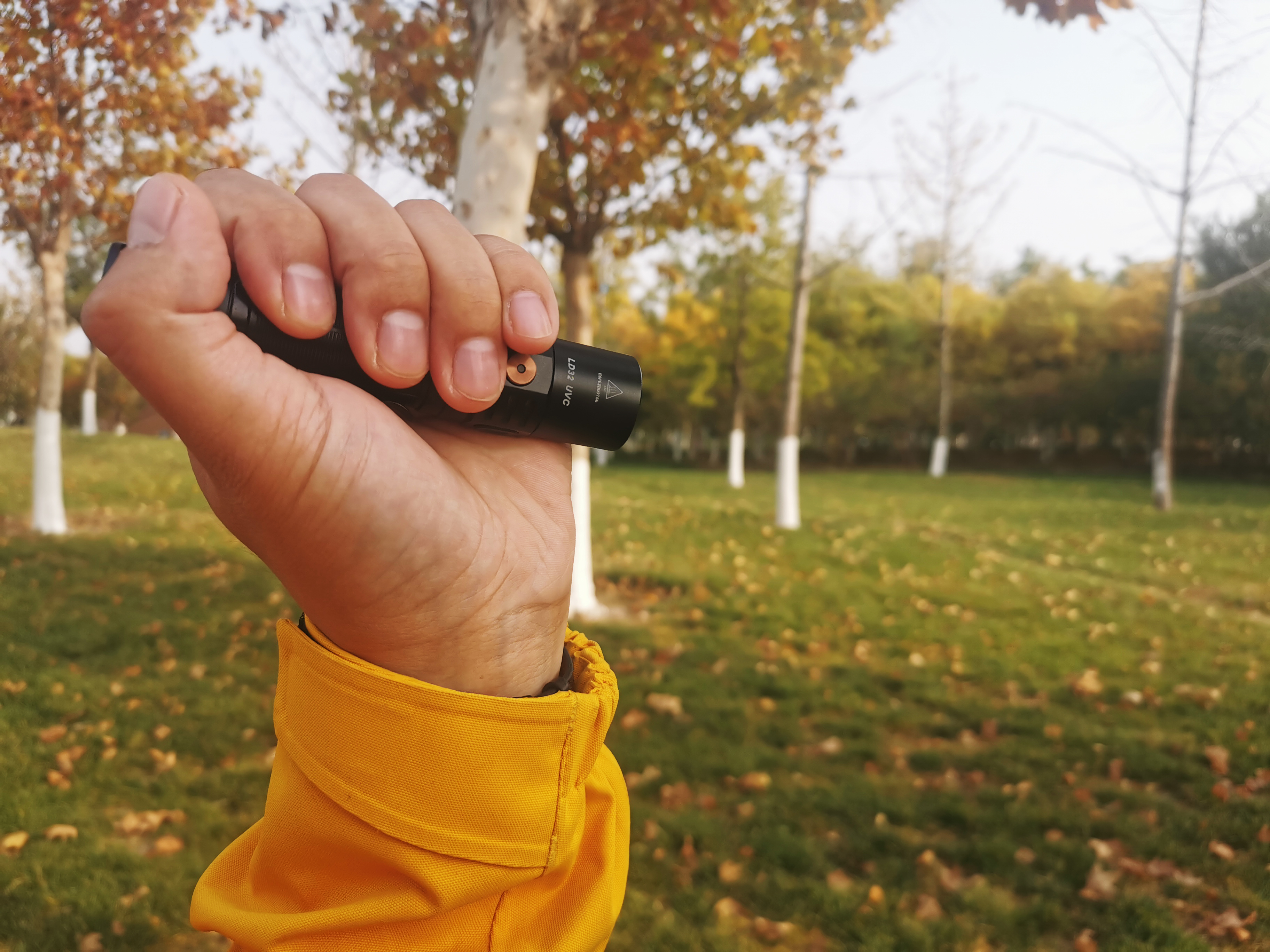 户外手电也能杀菌？FenixLD32手电化身成为抗疫EDC