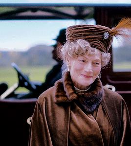 唐顿庄园电影版历史/服饰/珠宝知识点全解析