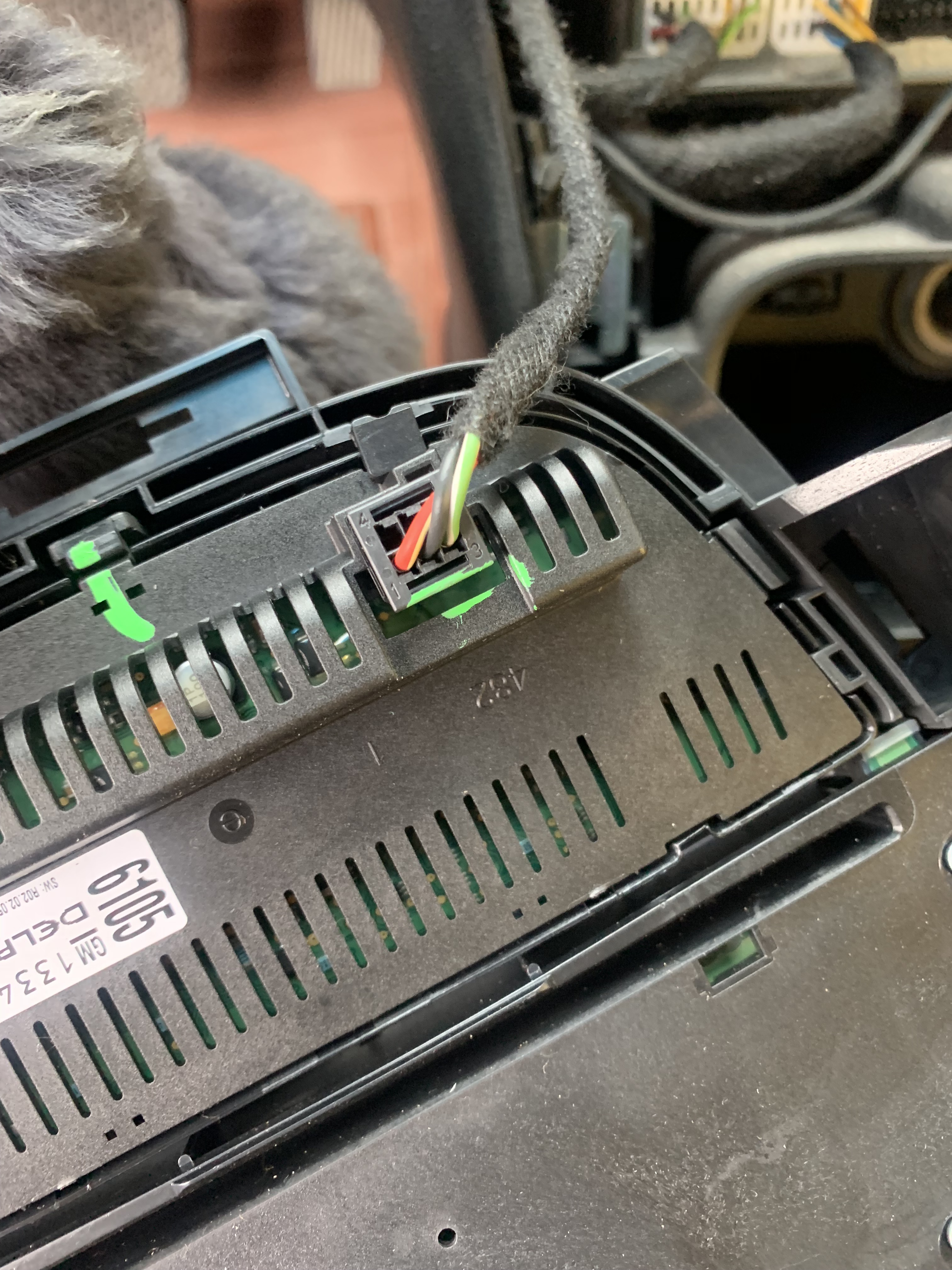 自己动手更换别克英朗挡把,别克英朗改装横屏导航