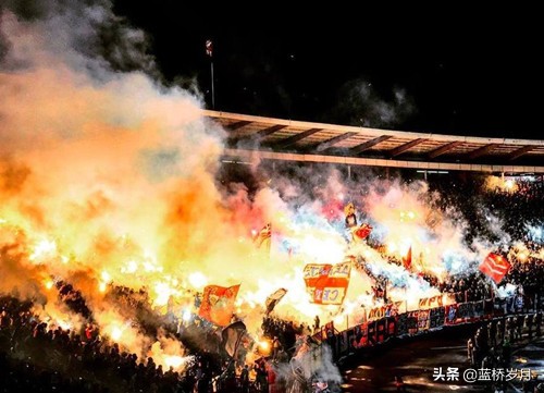 世界足坛德比火爆冲突合集,足坛五大联赛冲突名场面