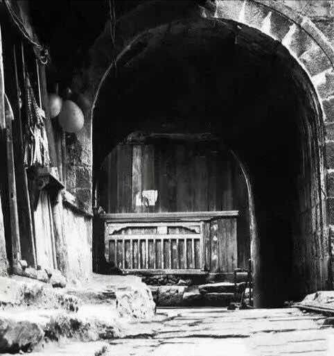 悠悠沱江:渔夫点亮边城夜,灯火照得凤凰醉!