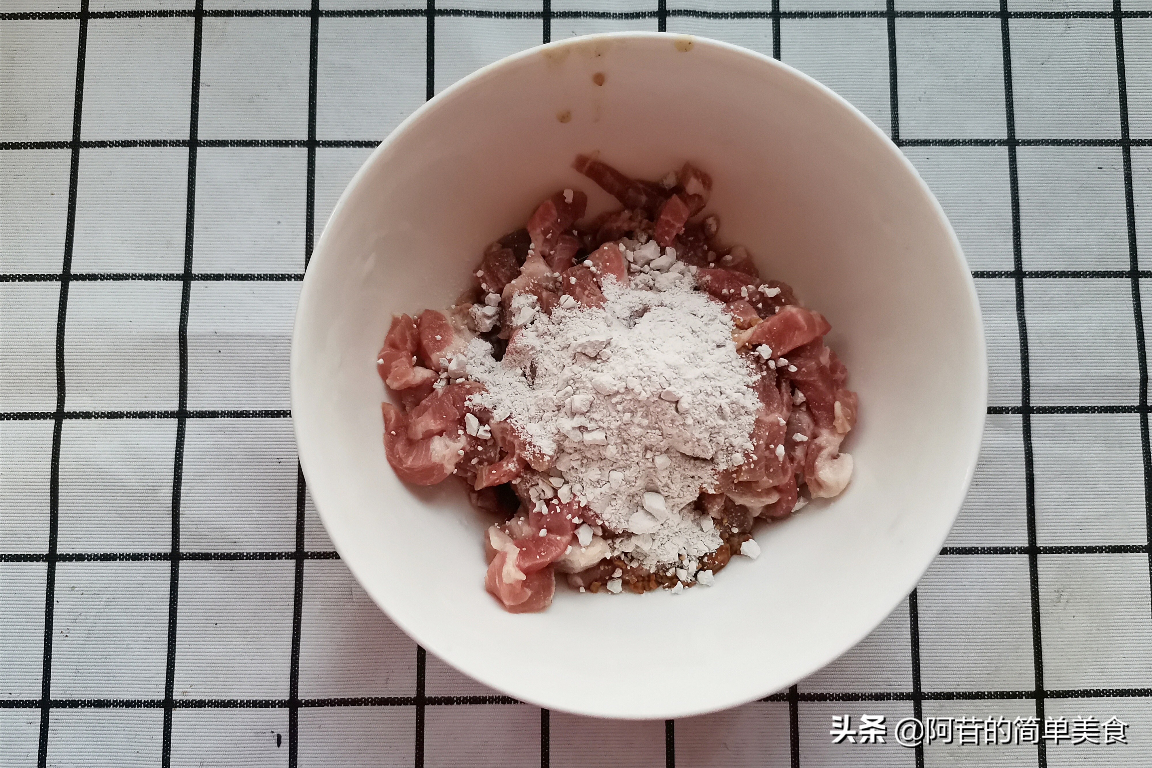 清炒紫甘蓝花样做法,家常炒紫甘蓝菜的做法图片