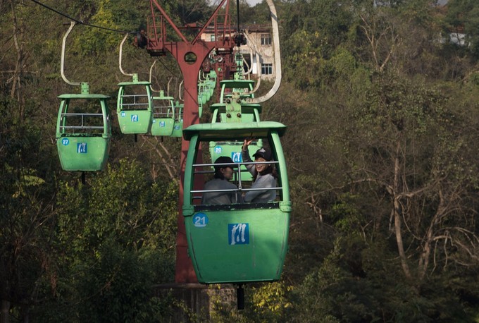 贵州黄果树瀑布12月份去玩最好,去贵州看黄果树瀑布什么时间最好