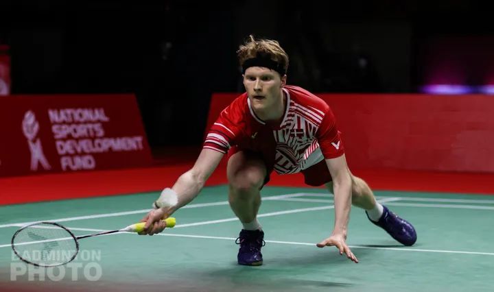 2020年世界羽*总联**决赛安东森、戴资颖分获男女单打冠军