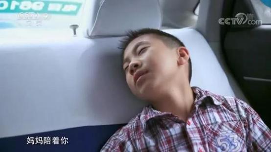 看完《零零后》沉默了:好孩子是如何被父母养废的?